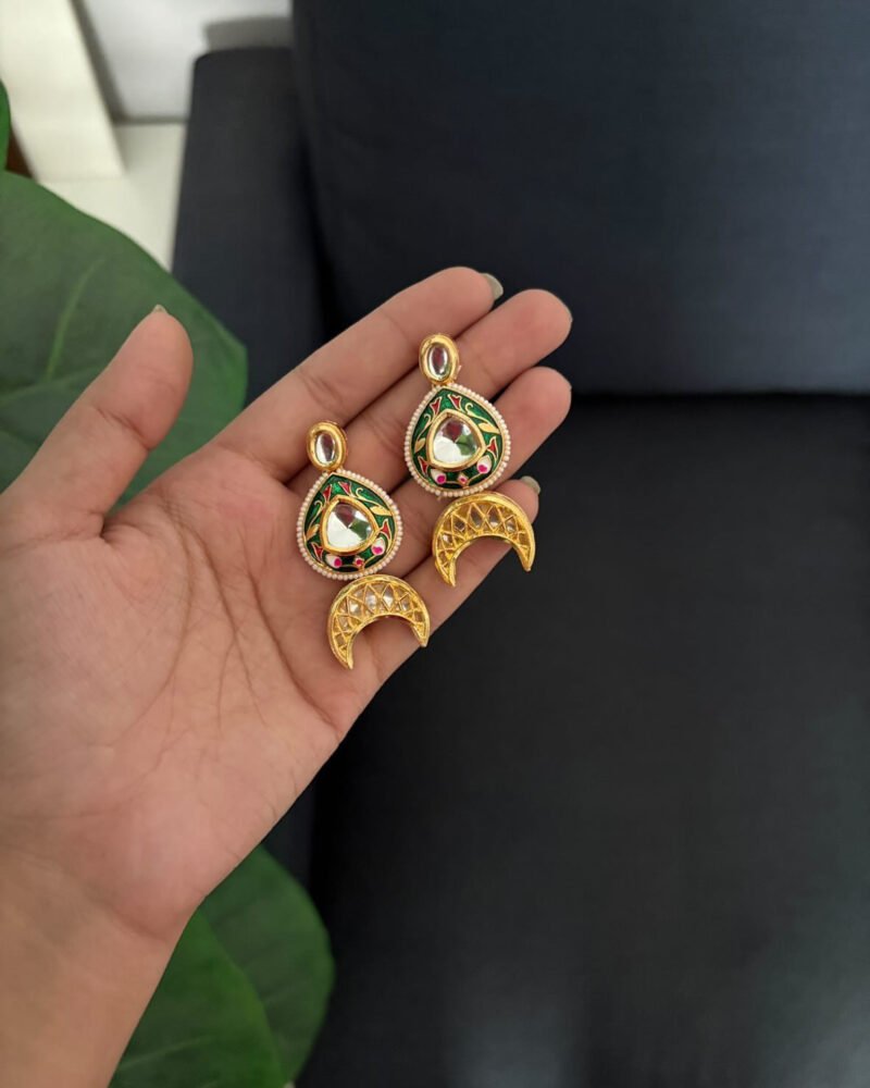 Alternative view of Prabha Kundan Earrings