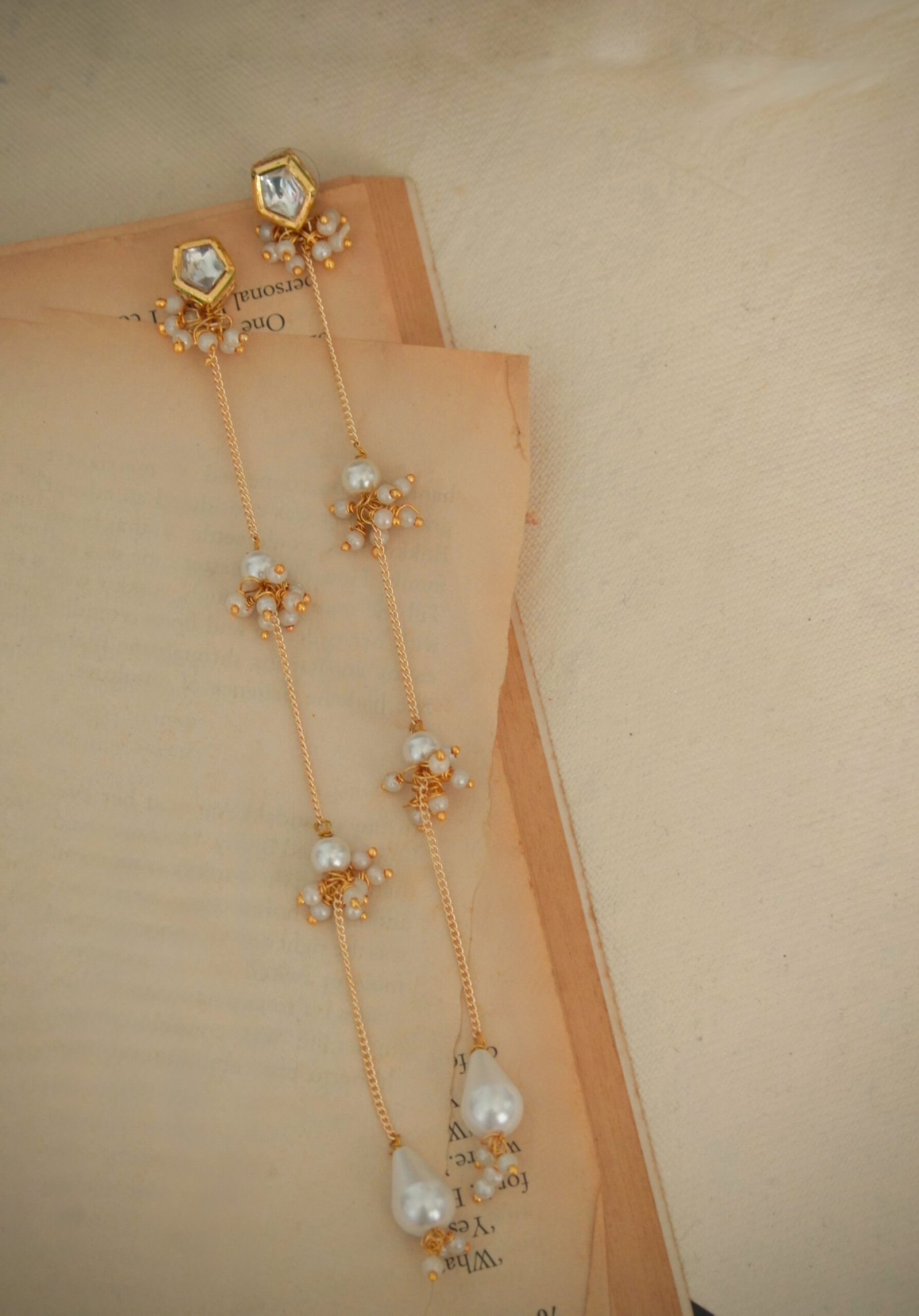 Aabha Kundan Chain Earrings