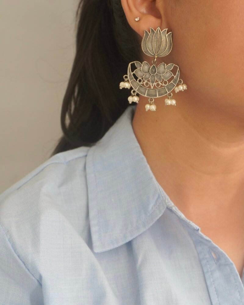 Alternative view of Silver Kamal Earrings