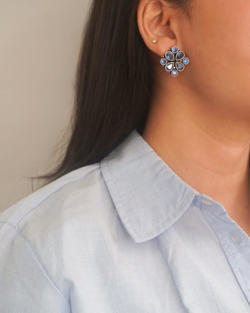 Alternative view of Blue Radiance Studs