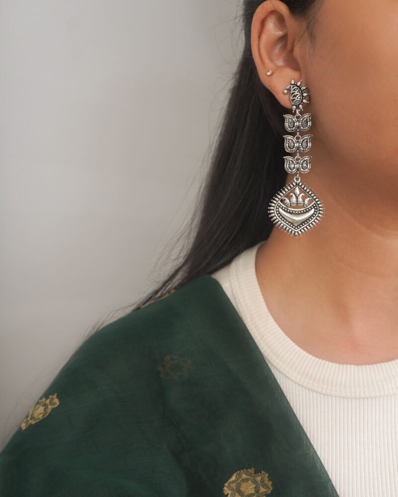 Zil Silver Earrings