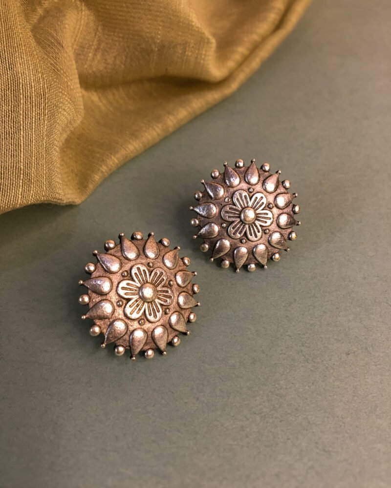 Rangoli Studs
