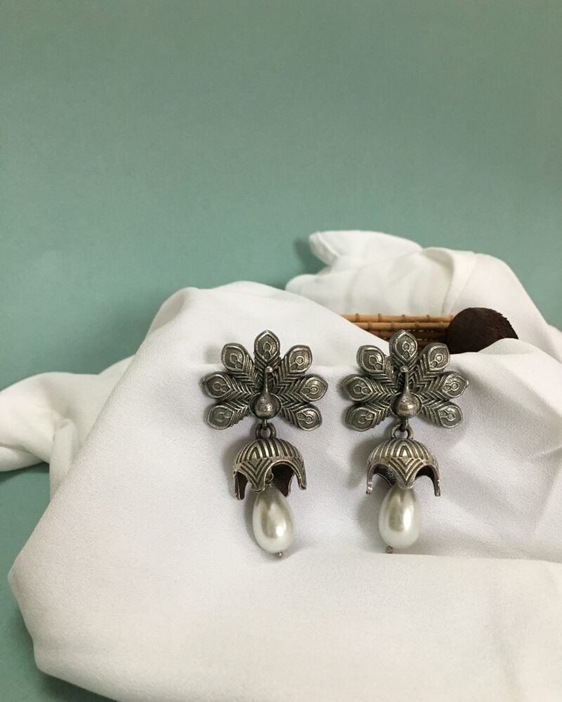 Mayura Jhumka